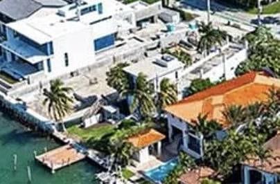 1239 N Venetian Way — Lieu réel