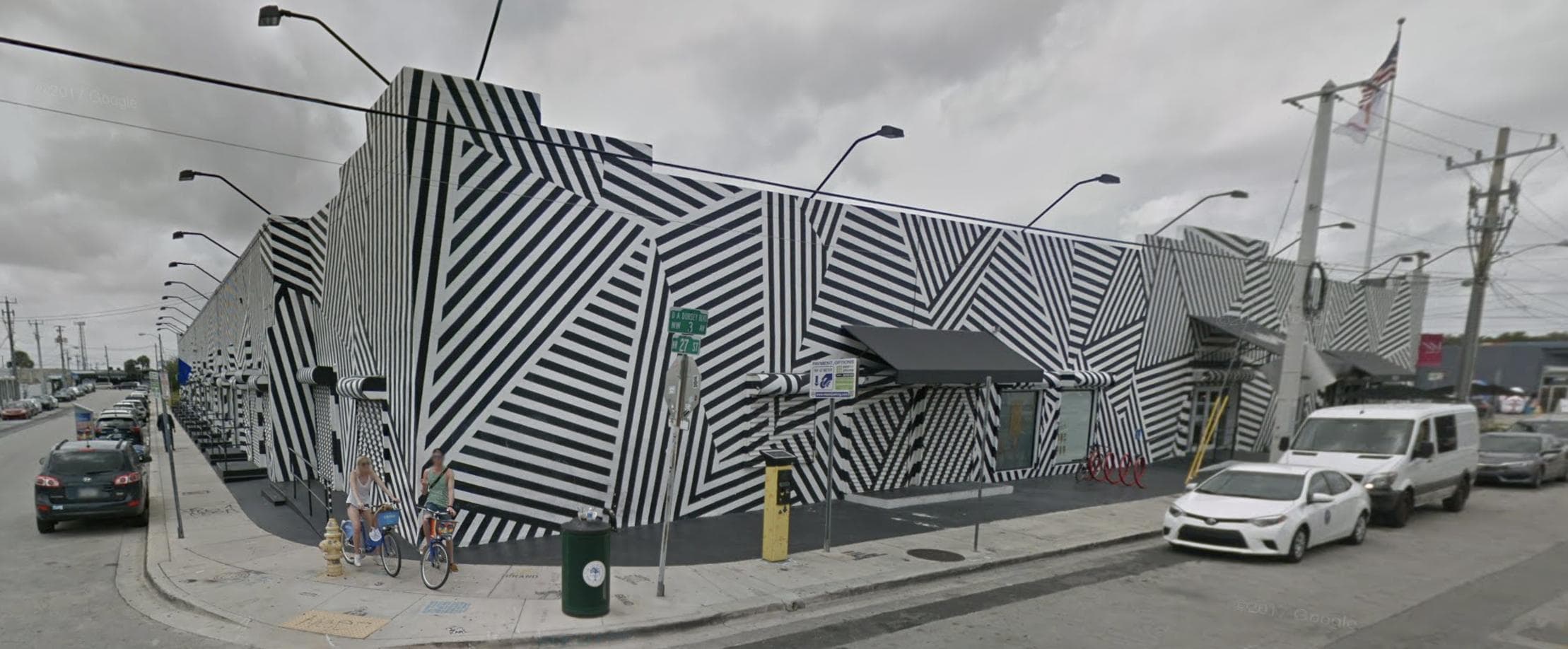 2750 NW 3rd Ave — Lieu réel