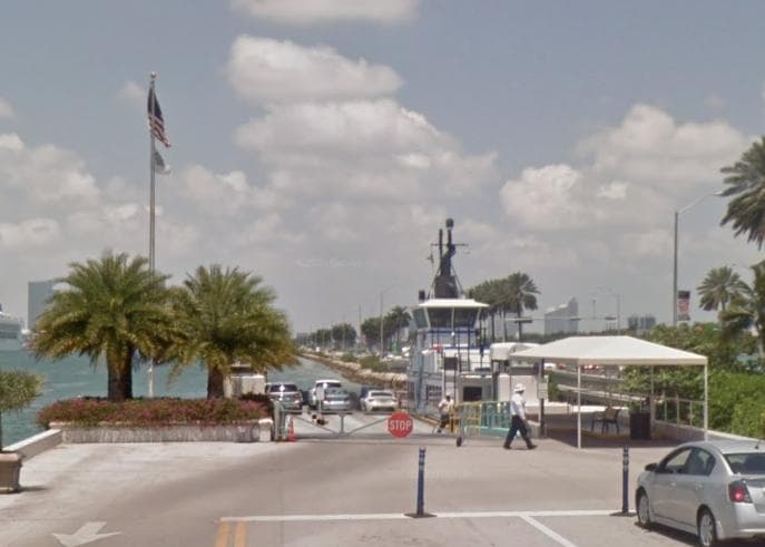 FIsher Island Ferry — Lieu réel