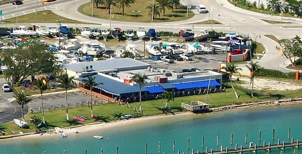 Miami Outboard Club — Lieu réel