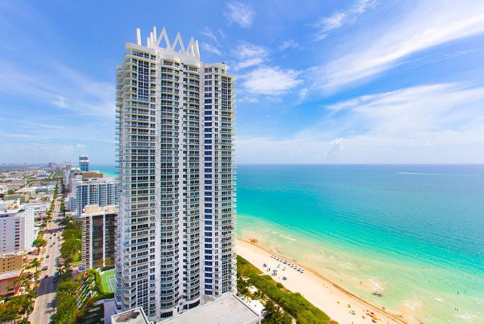 Akoya Condominium — Lieu réel