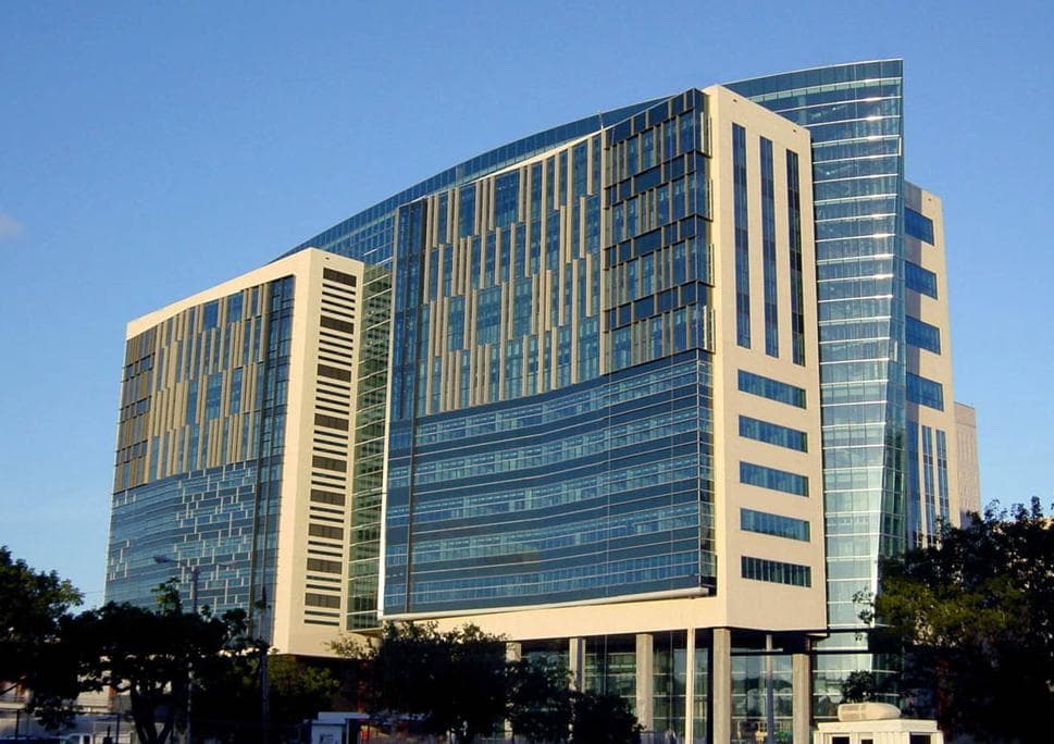 Wilkie D. Ferguson Jr. U.S. Courthouse — Lieu réel