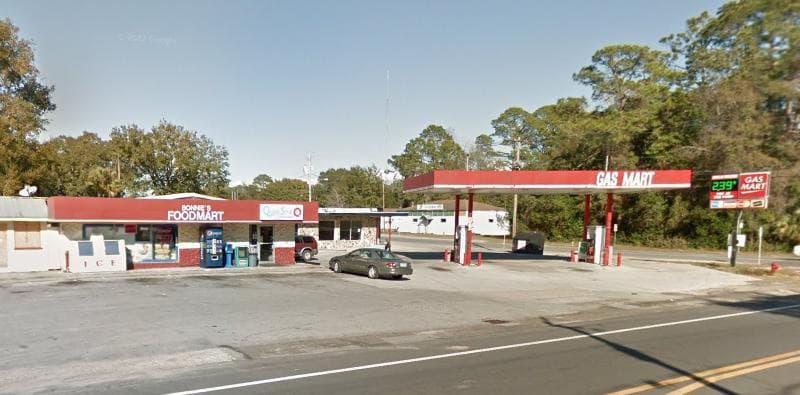 Gas Stop — Lieu réel