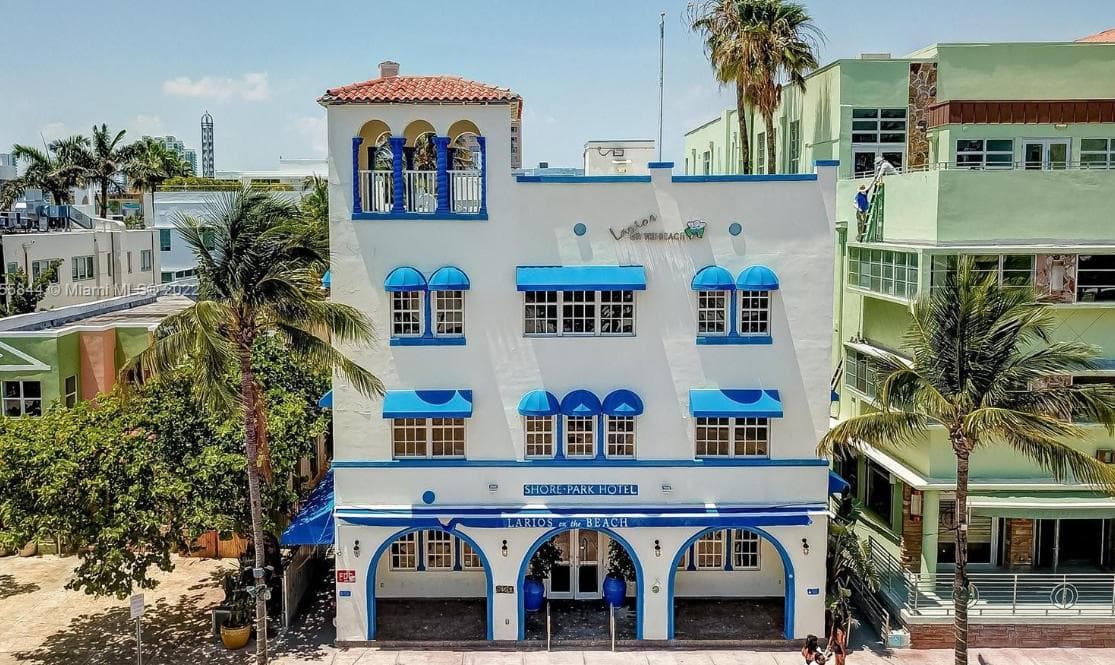 Hotel Neptune — Lieu réel