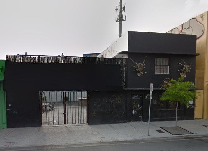 1306 N Miami Ave — Lieu réel
