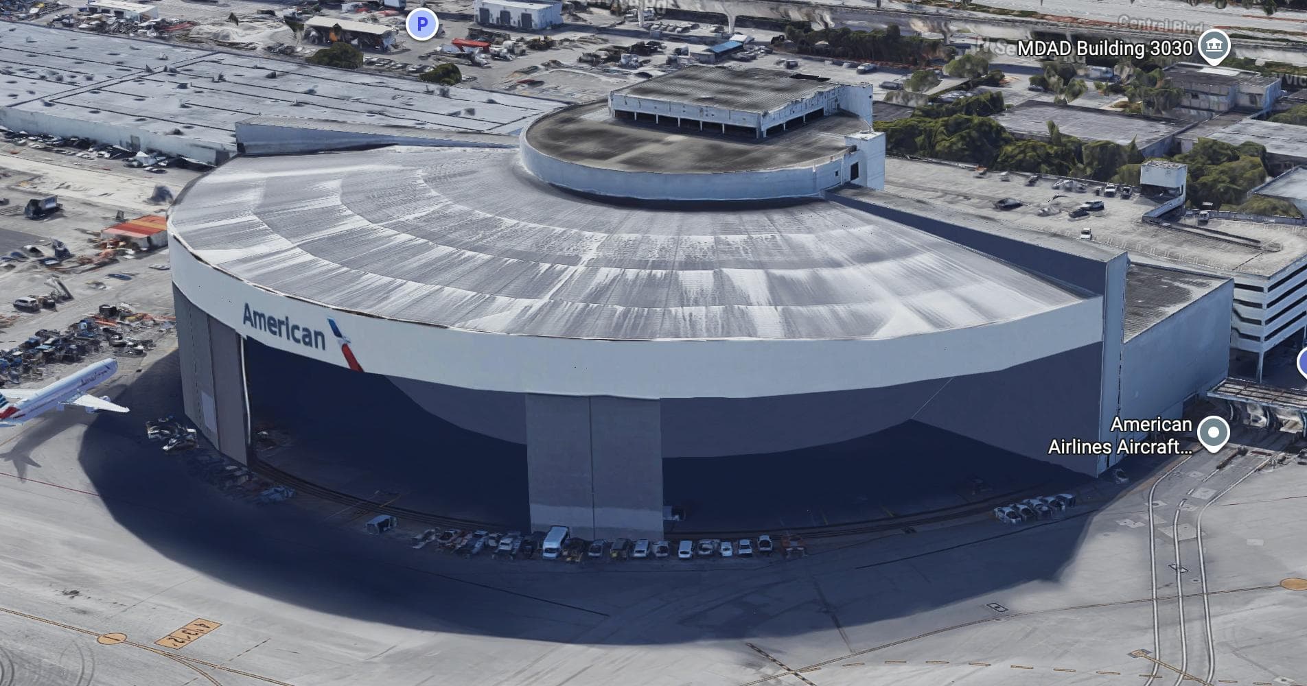 American Airlines Aircraft Maintenance Hangar — Lieu réel
