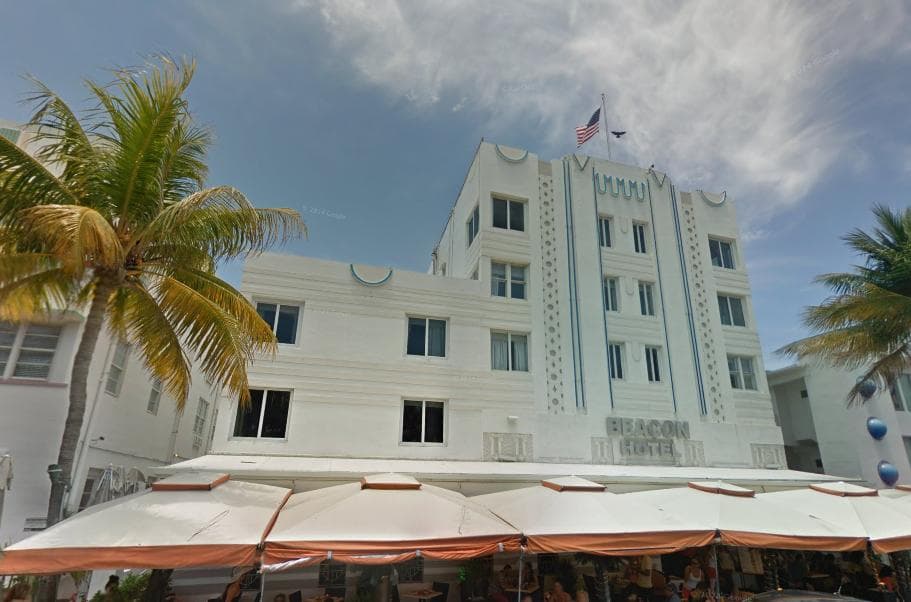 Atlantis Hotel — Lieu réel