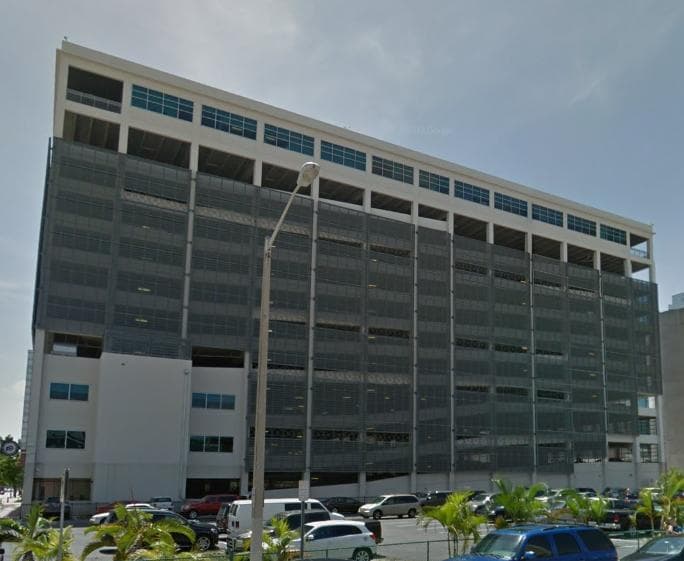 Parking Garage — Lieu réel