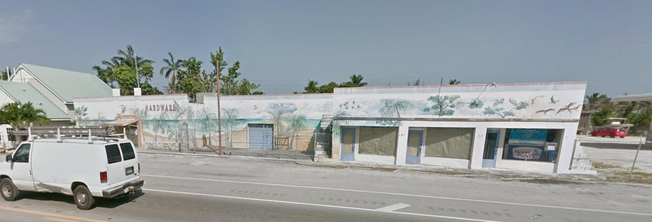 Ace Hardware — Lieu réel