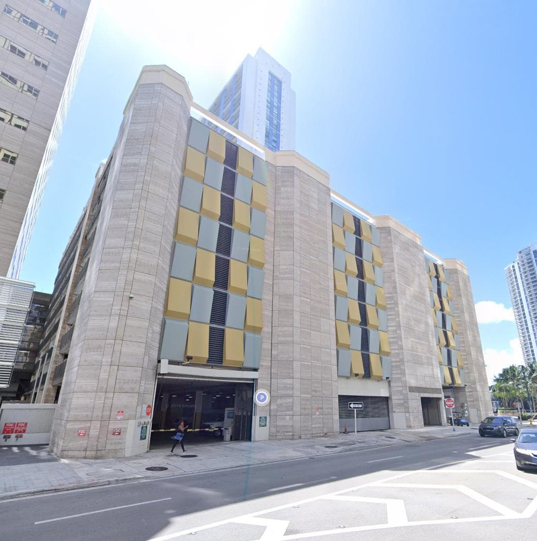 411 Biscayne Blvd — Lieu réel