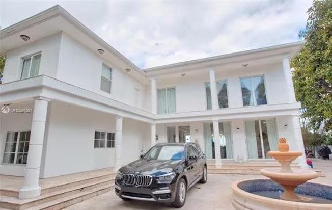 1315 N Venetian Way — Lieu réel