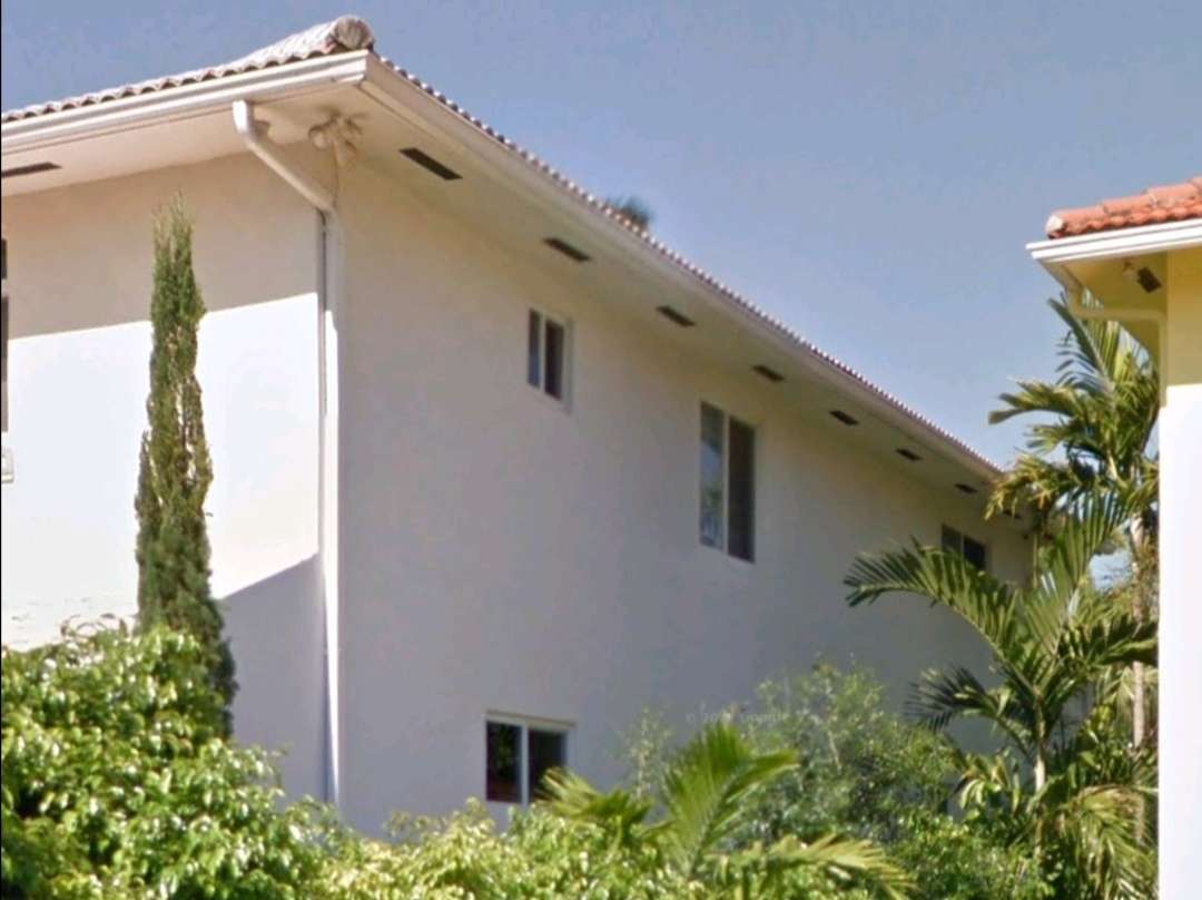 1480 NE 13th Ct — Lieu réel