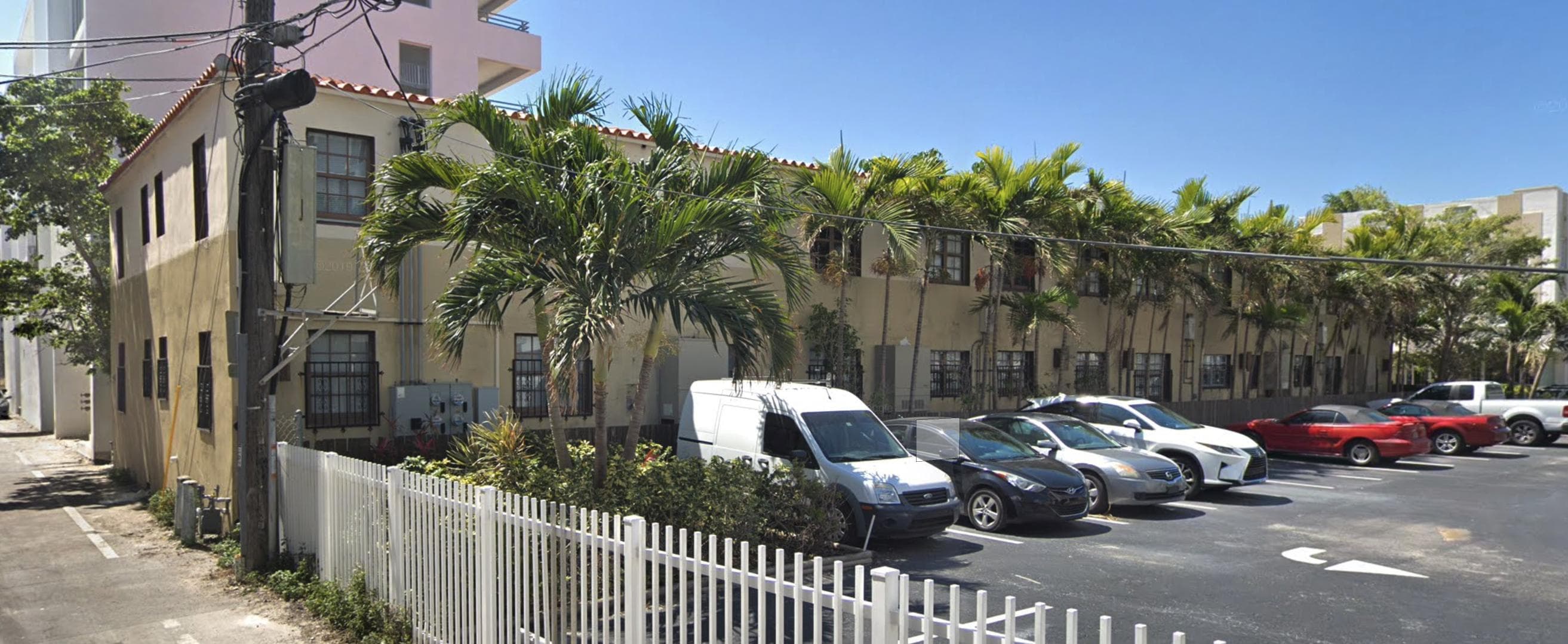 Momen South Beach — Lieu réel