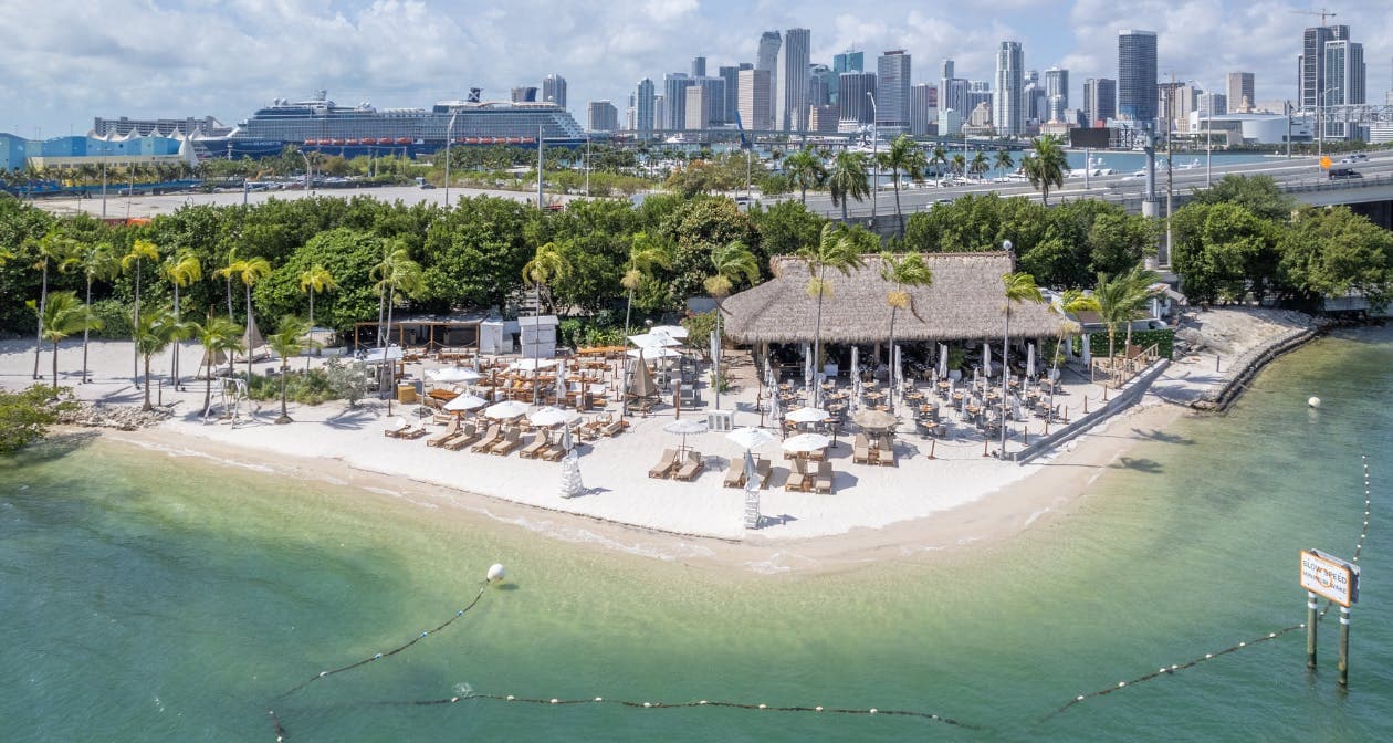 QRQC+3XQ Miami — Lieu réel