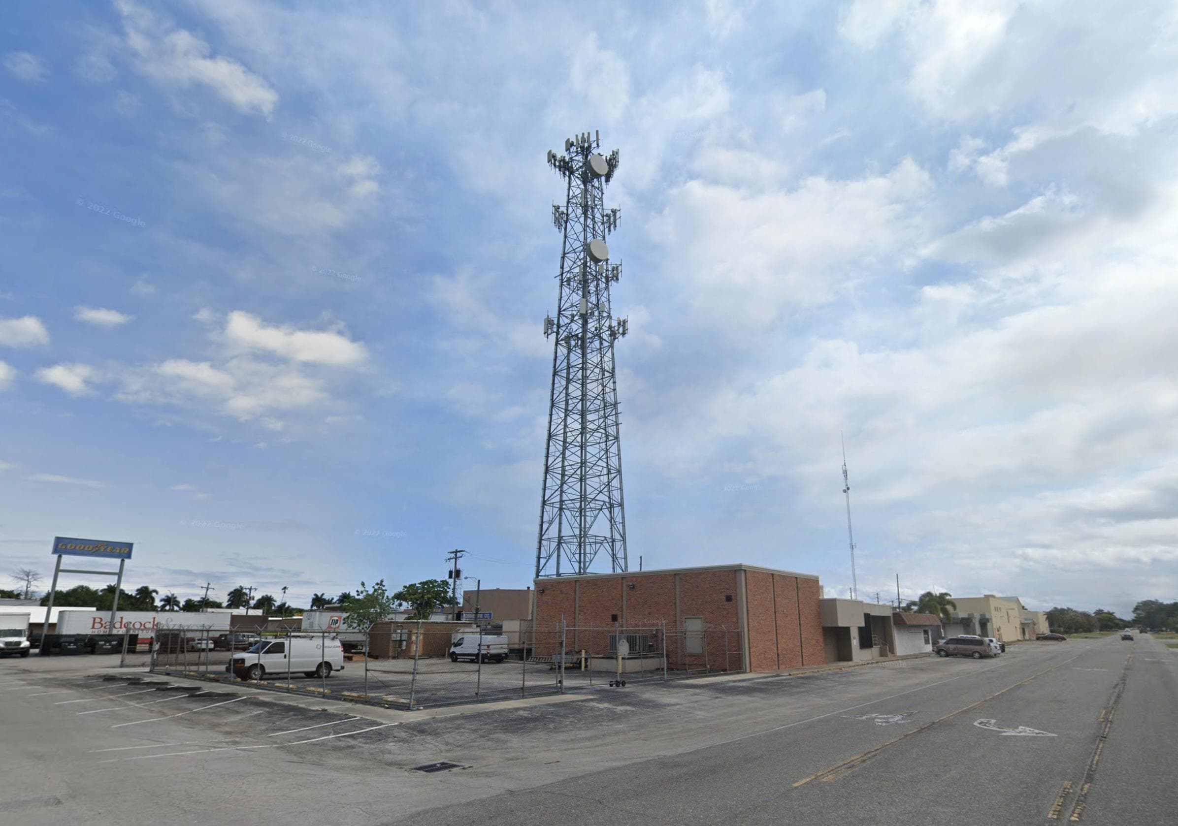 Radio Tower — Lieu réel