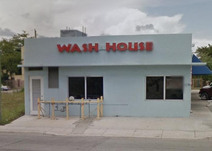 219 NW 20th St — Lieu réel