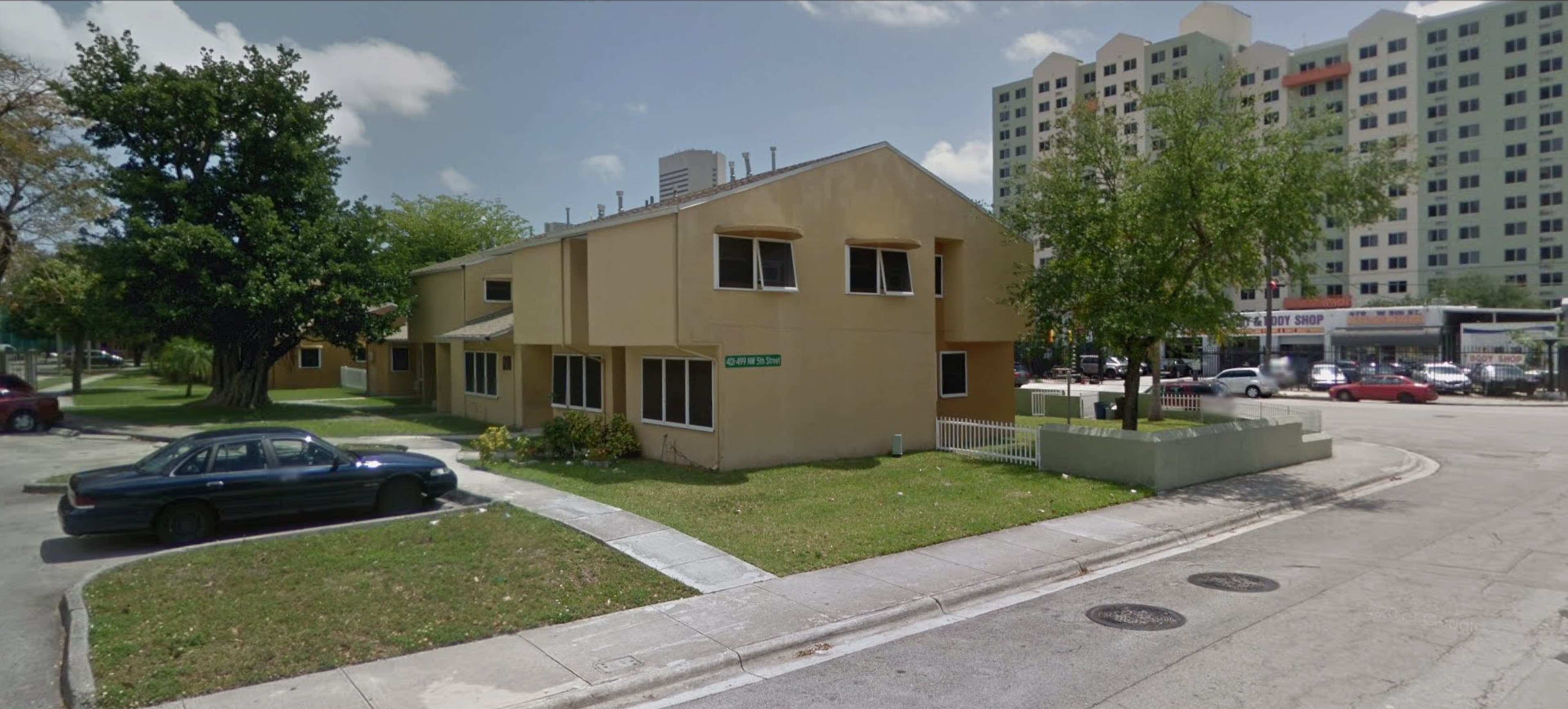 499 NW 5th St — Lieu réel